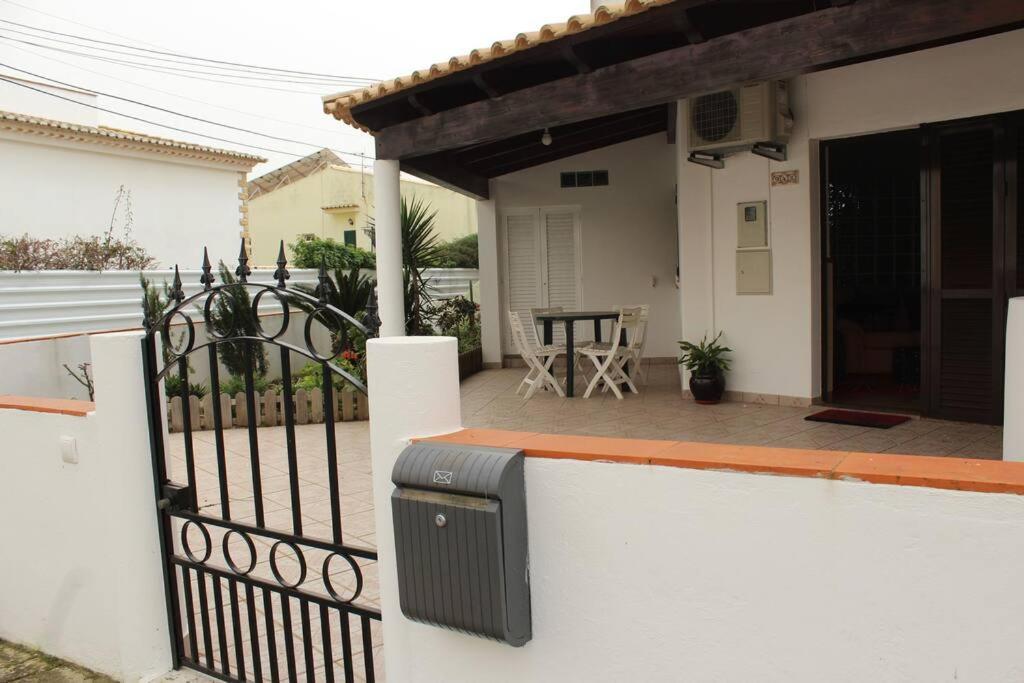 לאגוּ‏ש Nice Studio, Large Terrace & Beautiful Pool מראה חיצוני תמונה