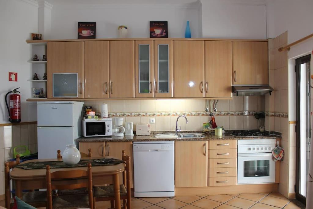 לאגוּ‏ש Nice Studio, Large Terrace & Beautiful Pool מראה חיצוני תמונה